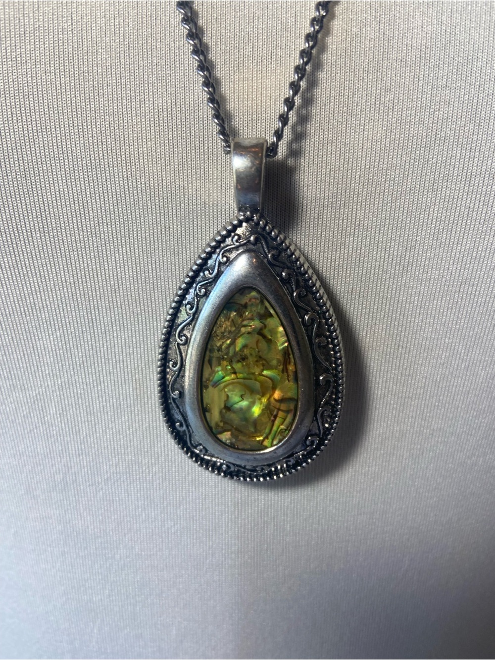 Vintage Silver Teardrop Necklace with Green Abalone Inlay